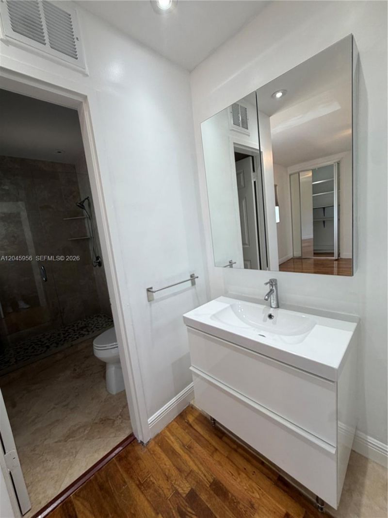 7312 Gary Ave , Miami Beach, FL 33141 Photo