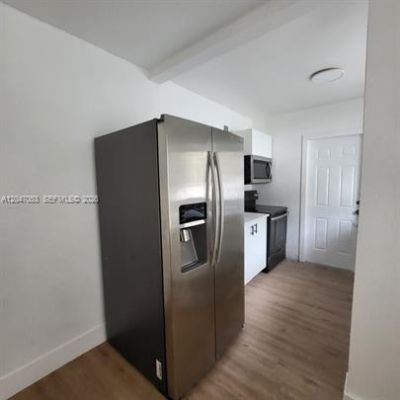210 SW 30th Ave , Unit 210, Miami, FL 33135 Photo