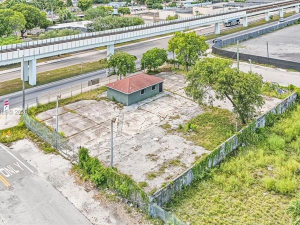 6801 NW 27th Ave , Miami, FL 33147