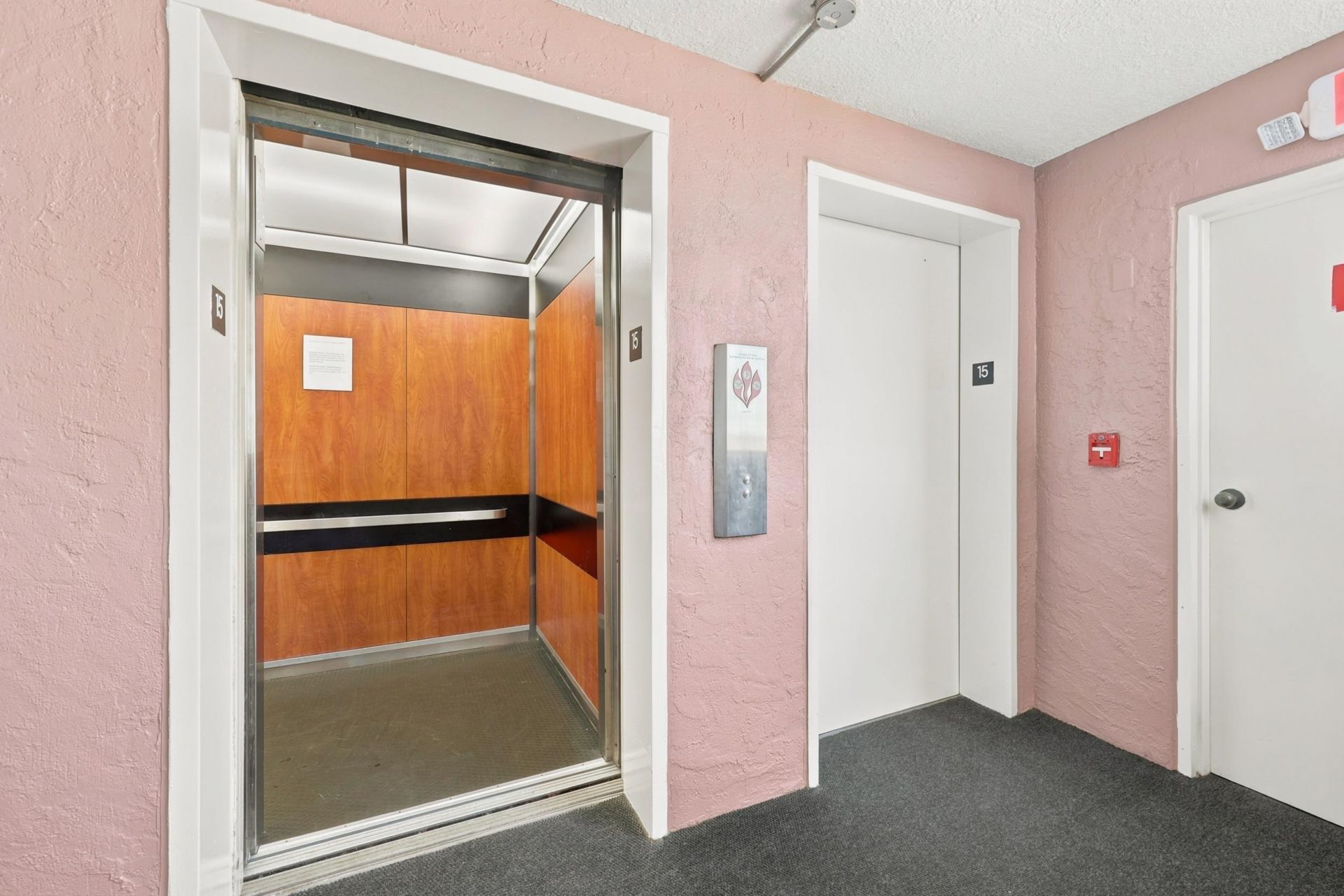 2500 North Ocean Blvd.  Photo 10