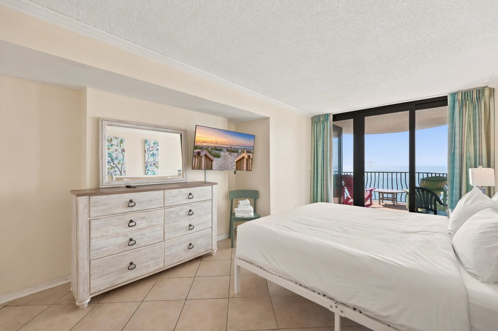 2500 North Ocean Blvd.  Photo 32