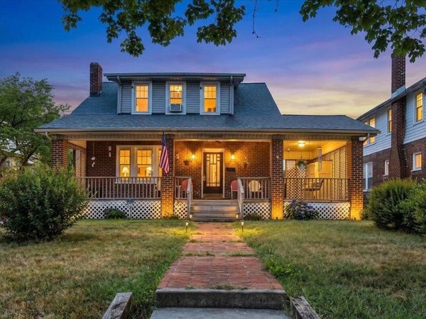 2040 Berkley AVE SW, Roanoke, VA 24015