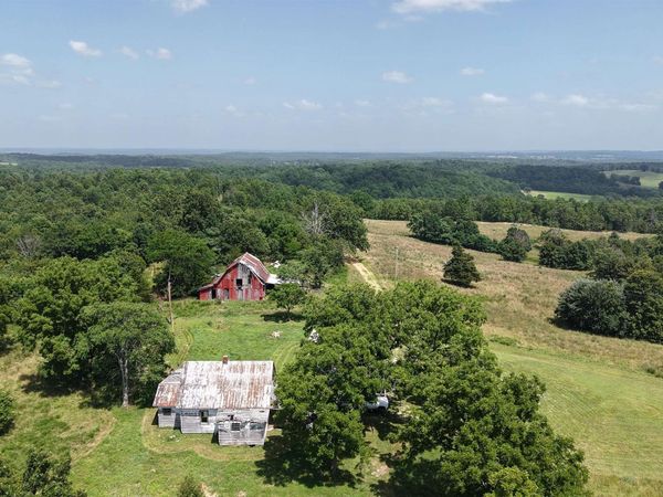 100 Republican Road , Salem, AR 72756