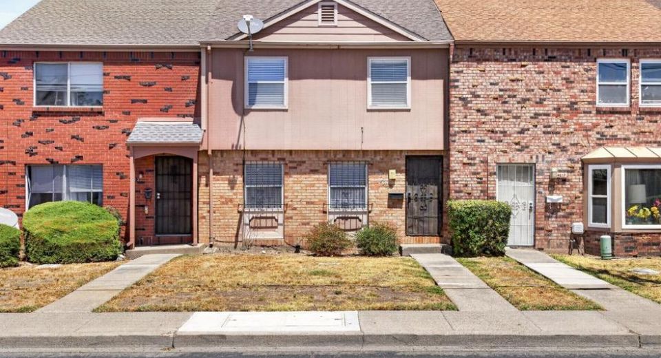 4215 Brookfield Dr, Sacramento, CA 95823 Photo
