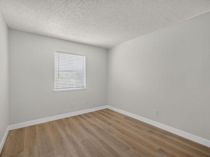 4215 Brookfield Dr, Sacramento, CA 95823 Photo