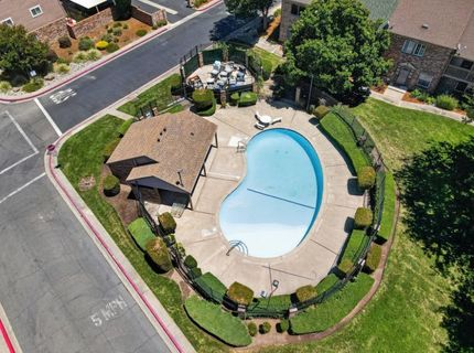 4215 Brookfield Dr, Sacramento, CA 95823 Photo