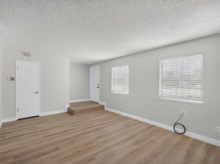 4215 Brookfield Dr, Sacramento, CA 95823 Photo