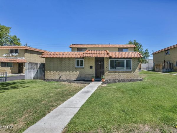3400 Woodside Drive, Unit APT 24, Carson City, NV 89701