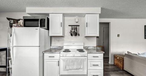 3400 Woodside Drive, Unit APT 24, Carson City, NV 89701 Photo