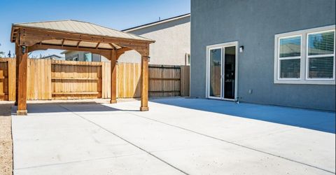 7729 Navasota Drive, Sparks, NV 89436 Photo