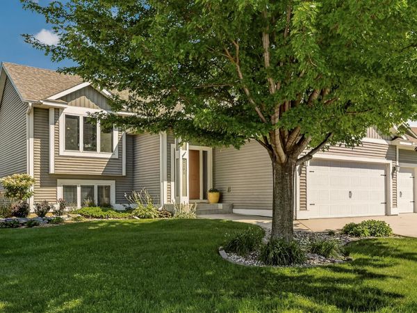 2101 Starburst Drive SW, Rochester, MN 55902