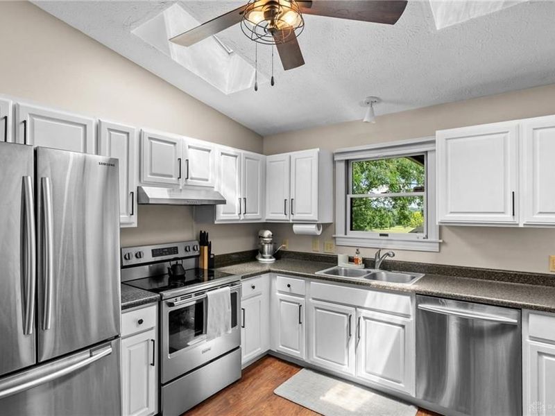 5638 Finchnest Way, West Chester, OH 45069 Photo 16