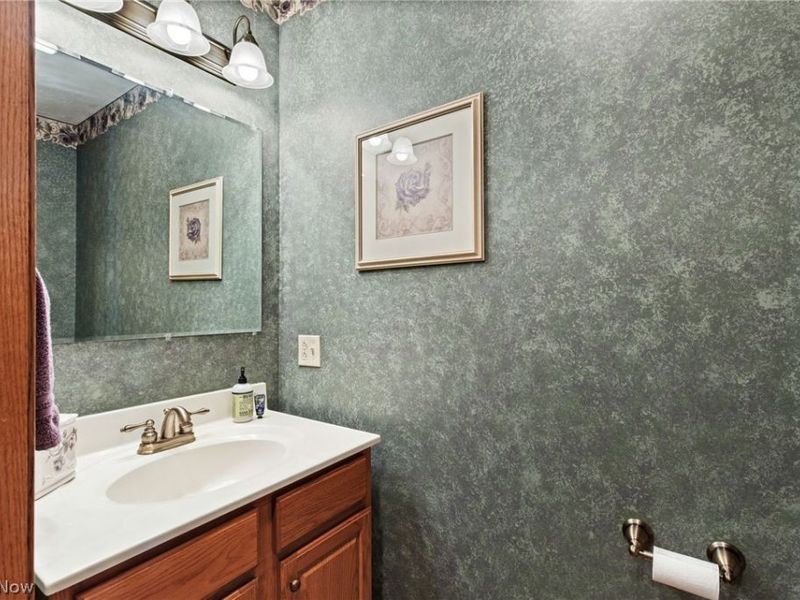 46210 Country Lake Drive, Saint Clairsville, OH 43950 Photo 21