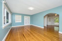 279 Hawthorne Street photo 4