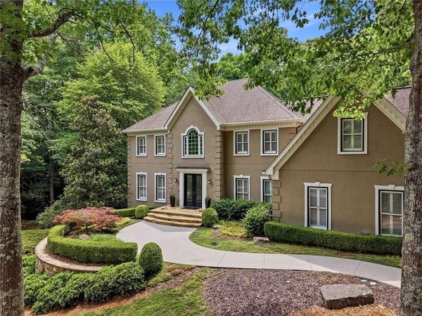 12880 Bucksport Drive , Roswell, GA 30075