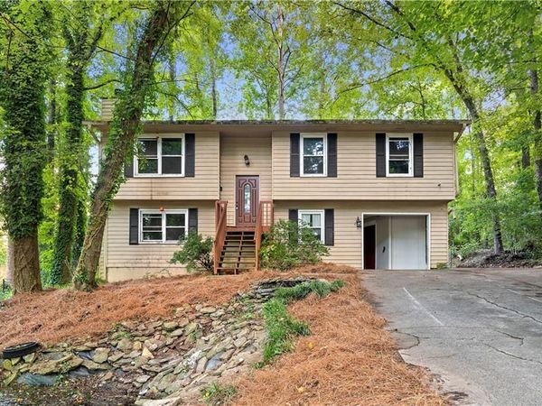 571 Tate Creek Court NW, Acworth, GA 30102