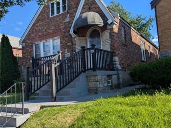 4606 Penrose Street, St Louis, MO 63115
