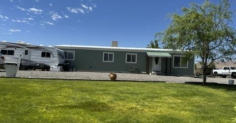 10335 Robbie Circle, Winnemucca, NV 89445 Photo
