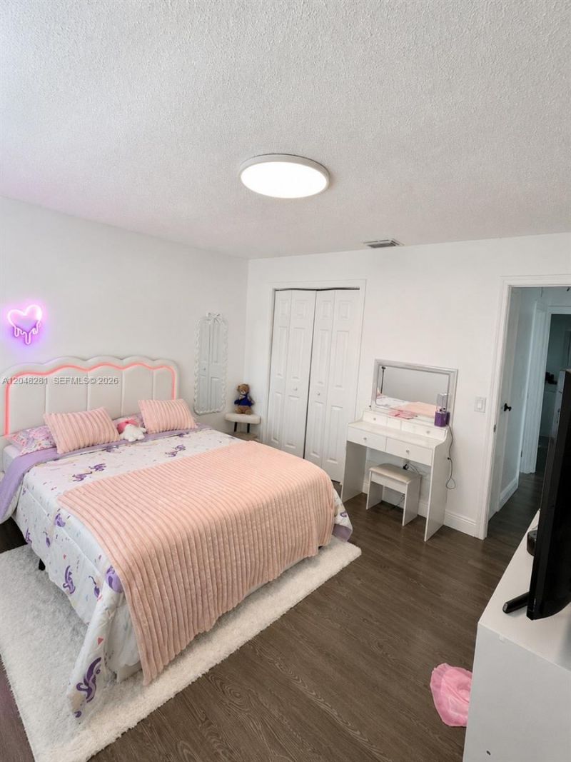9170 NW 24th Pl , Sunrise, FL 33322 Photo