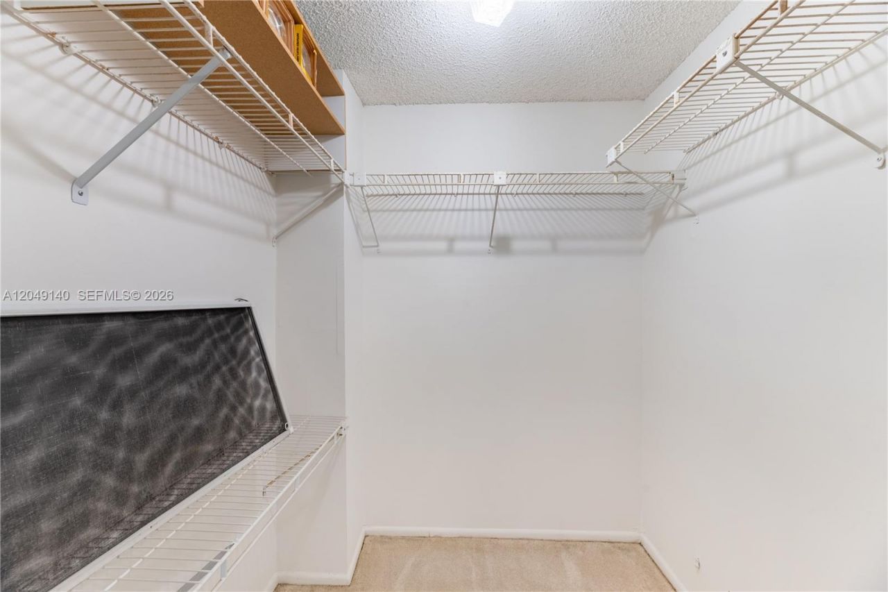 605 Oaks Dr, Unit 607, Pompano Beach, FL 33069 Photo