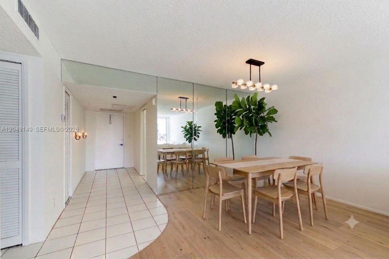 605 Oaks Dr, Unit 607, Pompano Beach, FL 33069 Photo