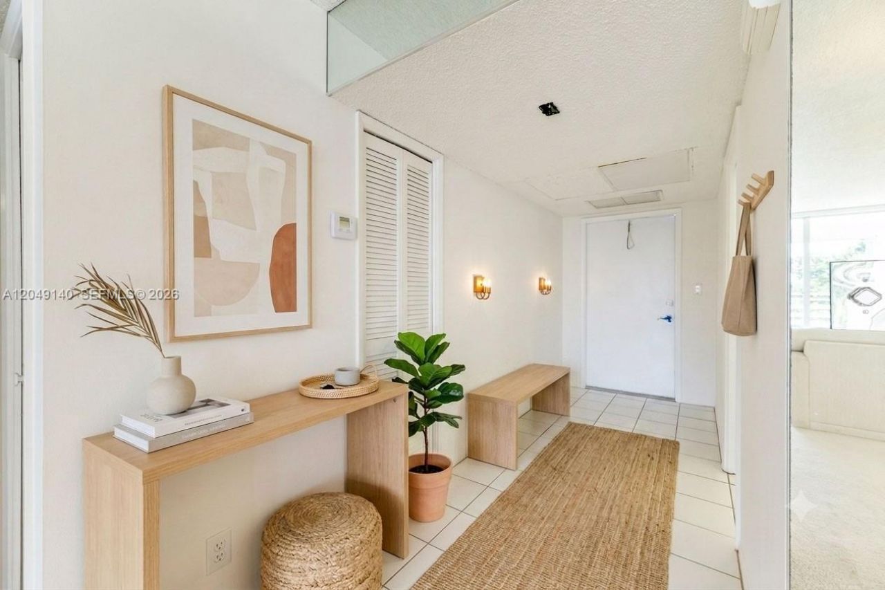 605 Oaks Dr , Unit 607, Pompano Beach, FL 33069 Photo