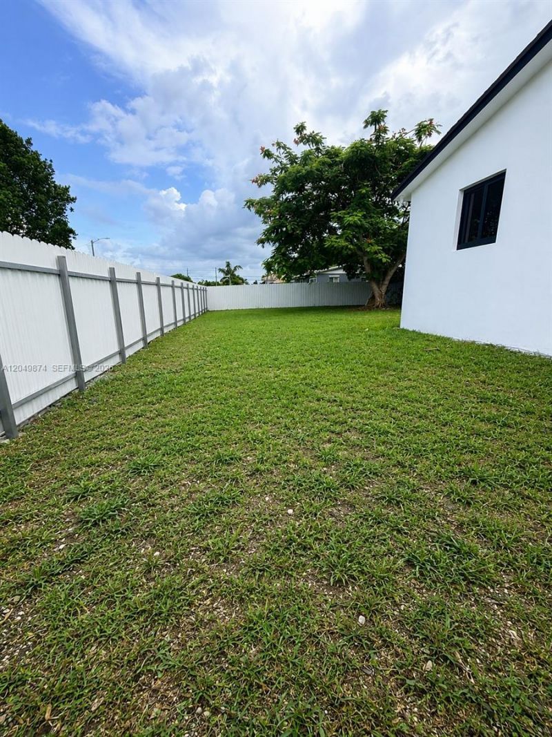 11820 SW 223rd St, Miami, FL 33170 Photo