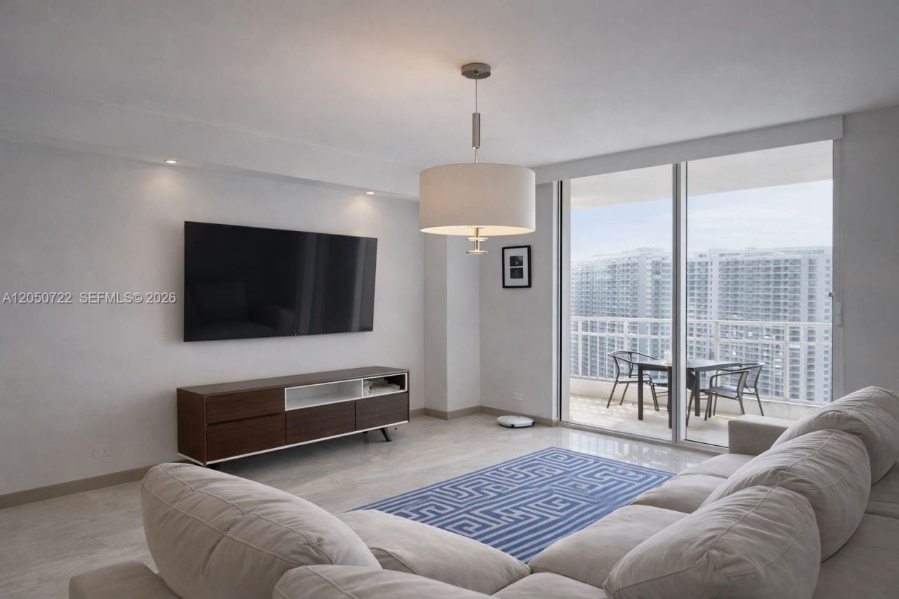 701 Brickell Key Blvd , Unit 1611, Miami, FL 33131 Photo
