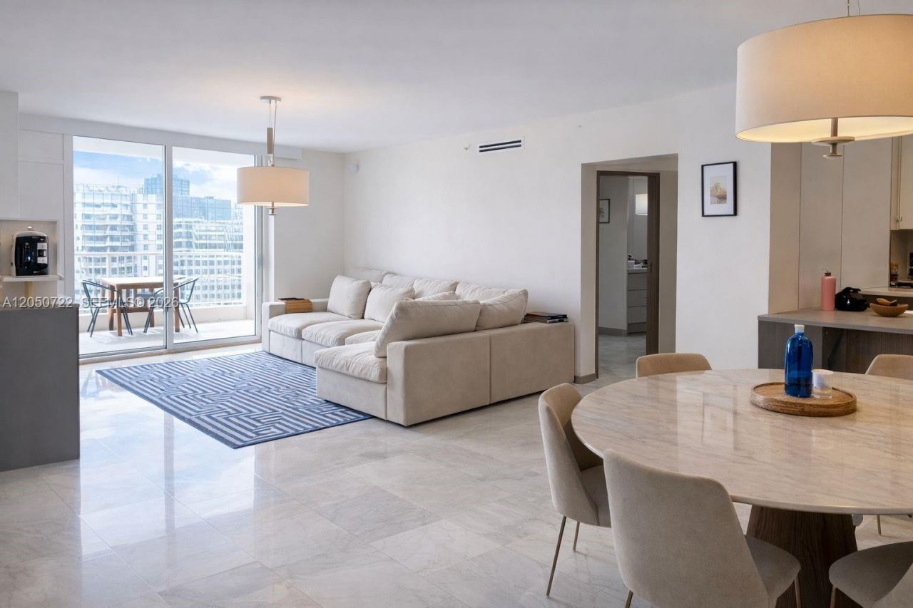 701 Brickell Key Blvd , Unit 1611, Miami, FL 33131 Photo