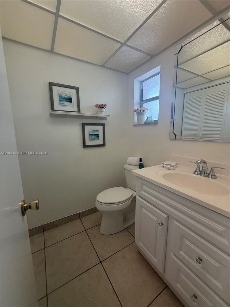 9540 Sunrise Lakes Blvd , Unit 208, Sunrise, FL 33322 Photo