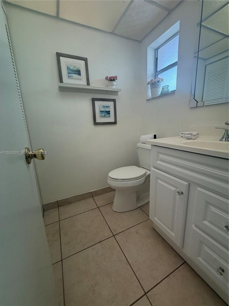 9540 Sunrise Lakes Blvd , Unit 208, Sunrise, FL 33322 Photo