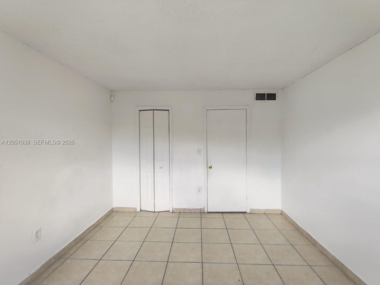 666 W 81st St , Unit 414, Hialeah, FL 33014 Photo