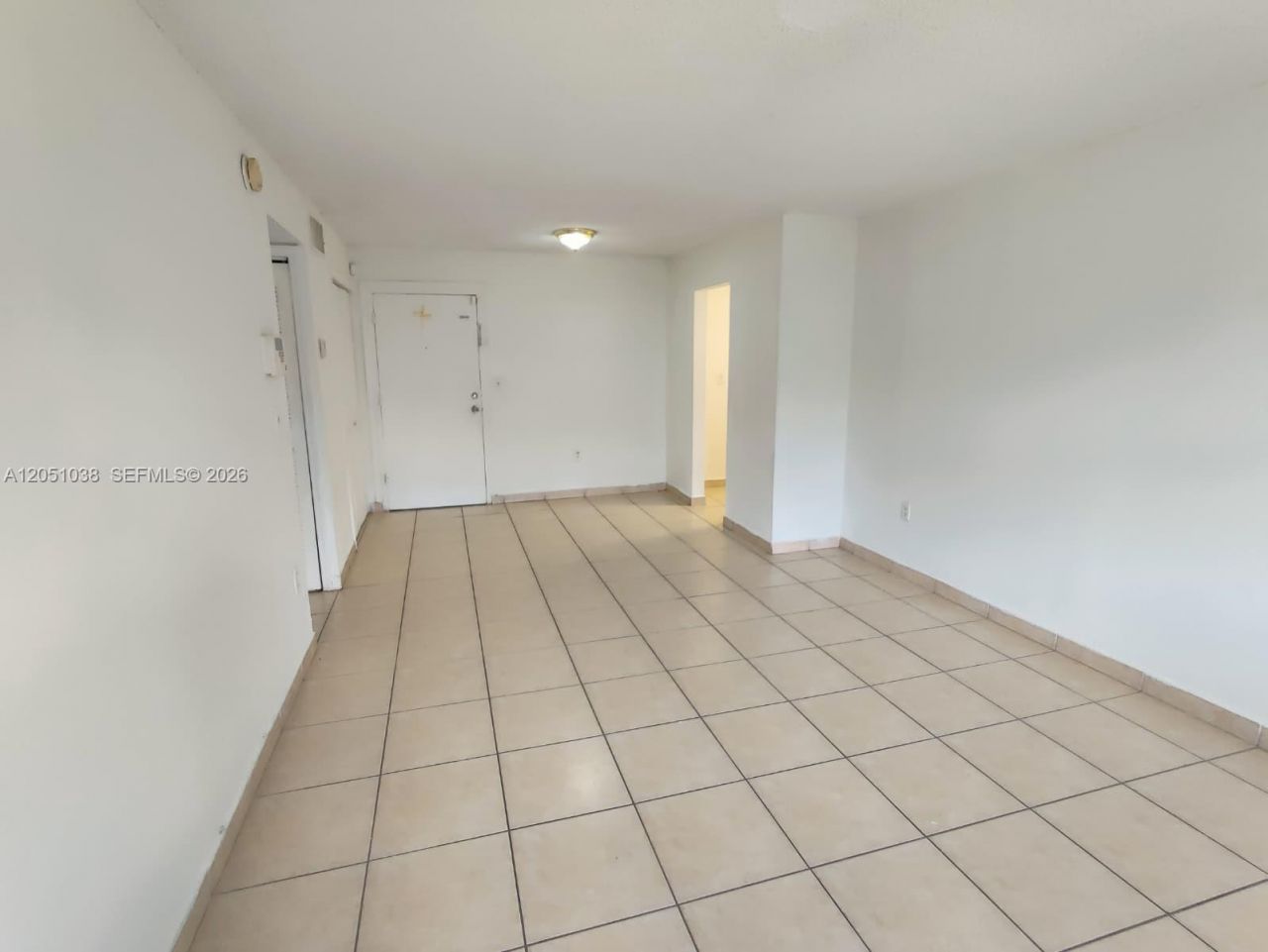 666 W 81st St , Unit 414, Hialeah, FL 33014 Photo