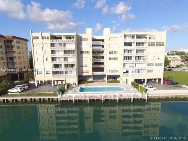 9381 E Bay Harbor Dr , Unit 302S, Bay Harbor Islands, FL 33154