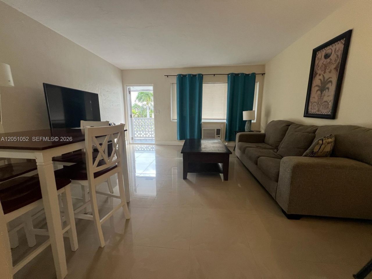 600 Layne Blvd , Unit 210, Hallandale Beach, FL 33009 Photo
