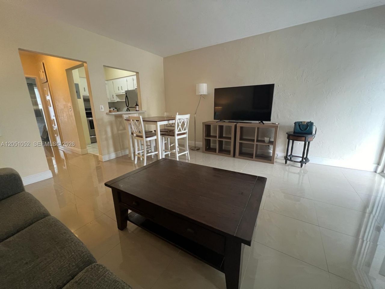 600 Layne Blvd , Unit 210, Hallandale Beach, FL 33009 Photo