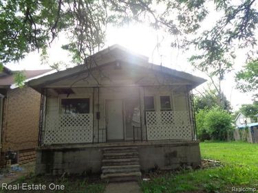 15727 Parkside Street, Detroit, MI 48238