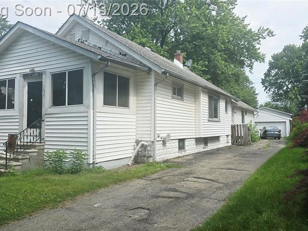 1655 Lyon Street, Port Huron, MI 48060