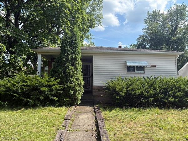 908 Clifford Avenue , Akron, OH 44306