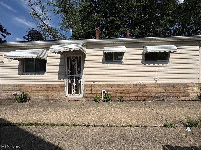 908 Clifford Avenue, Akron, OH 44306 Photo 5