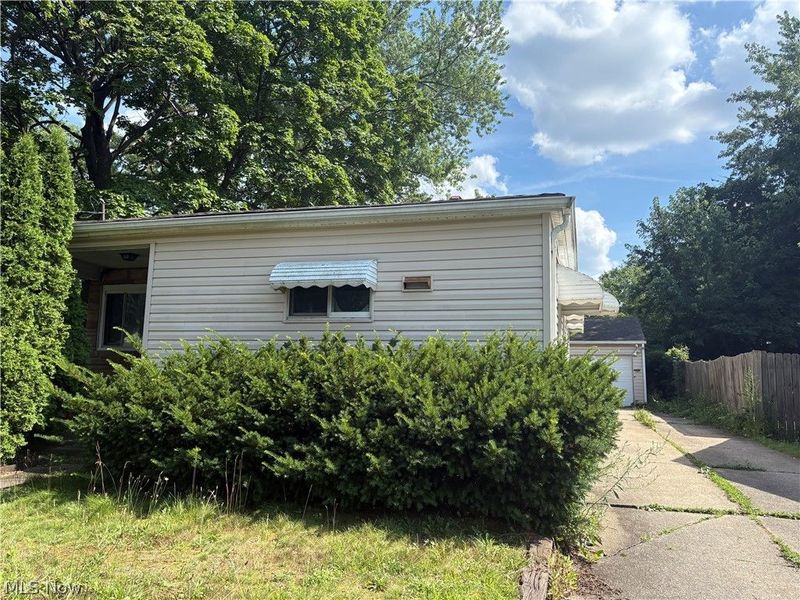 908 Clifford Avenue, Akron, OH 44306 Photo 8