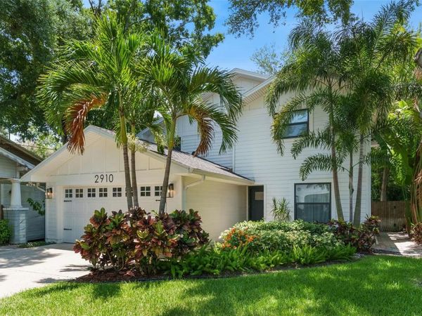 2910 W ESTRELLA STREET, TAMPA, FL 33629