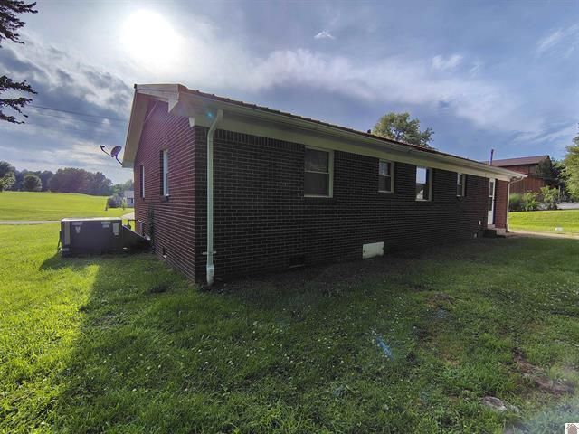 346 S Saint Paul Street, Wingo, KY 42088
