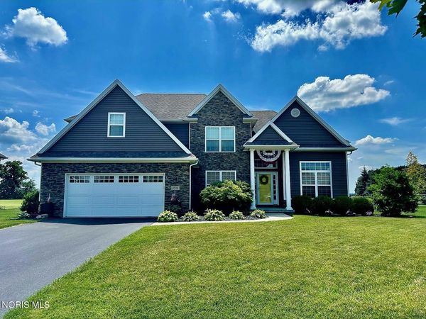 4928 Prestonwood Road, Perrysburg, OH 43551