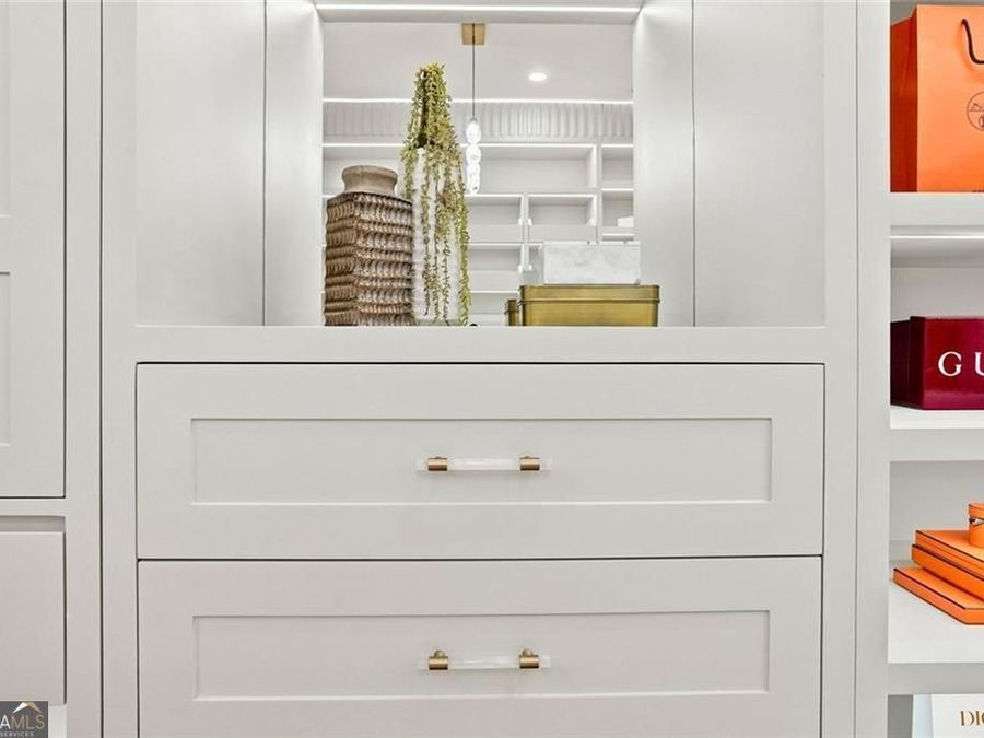 Property Image 101