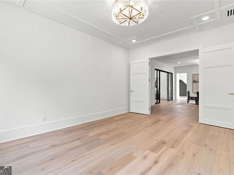 Property Image 119