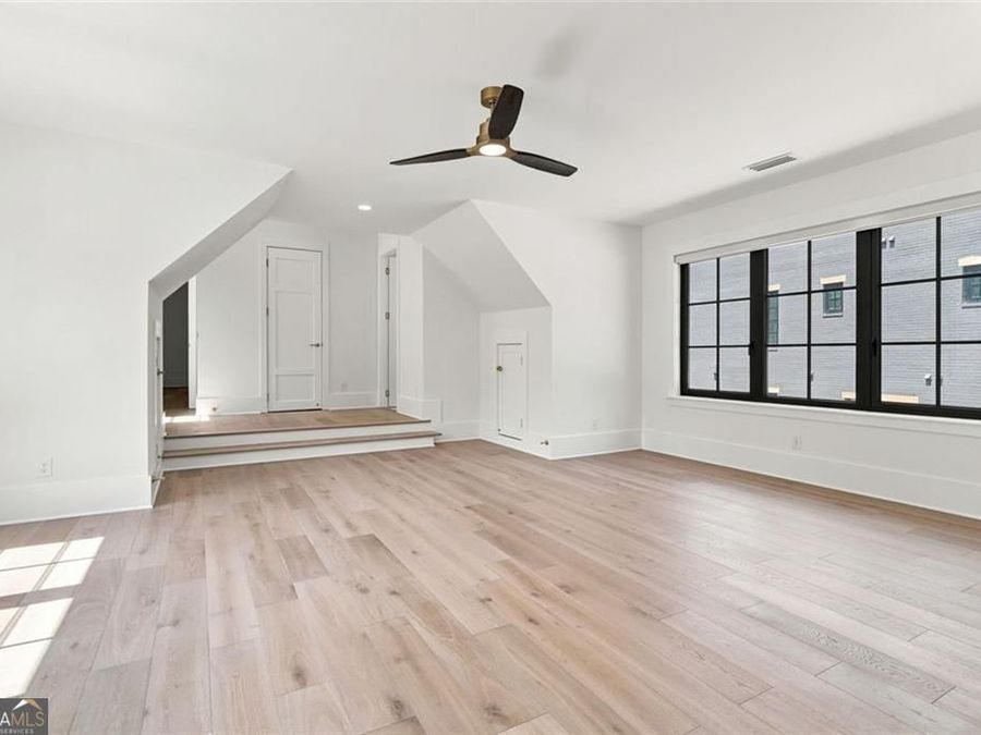 Property Image 135