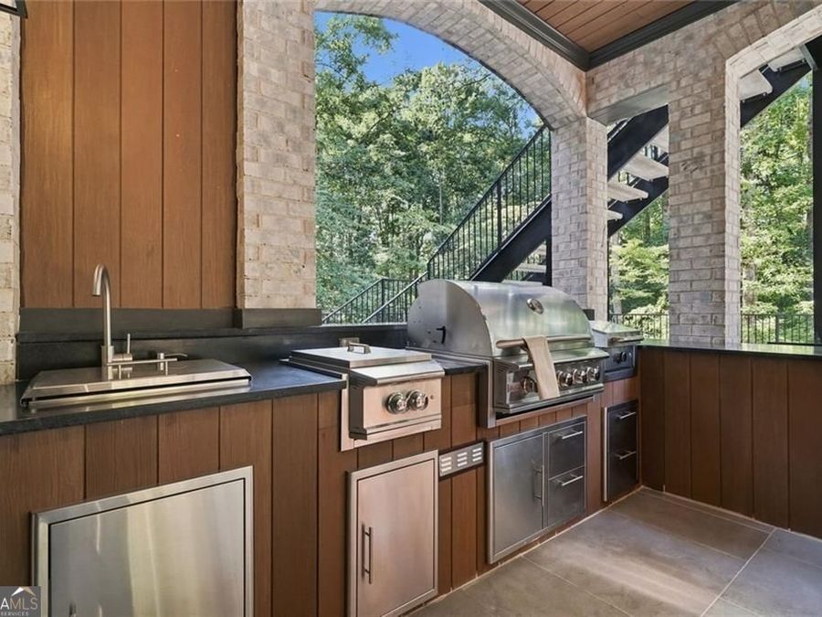 Property Image 150