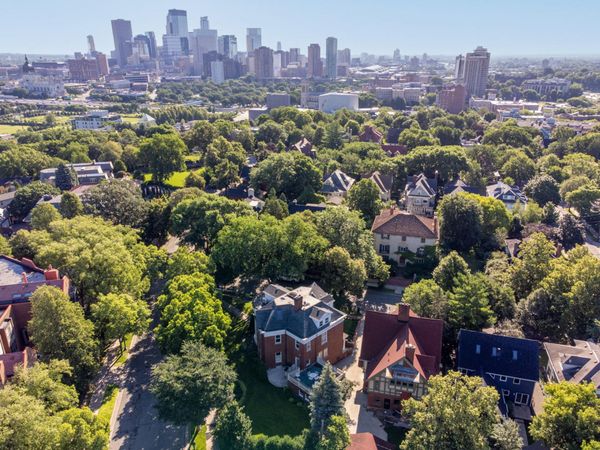 1203 Mount Curve Avenue , Minneapolis, MN 55403