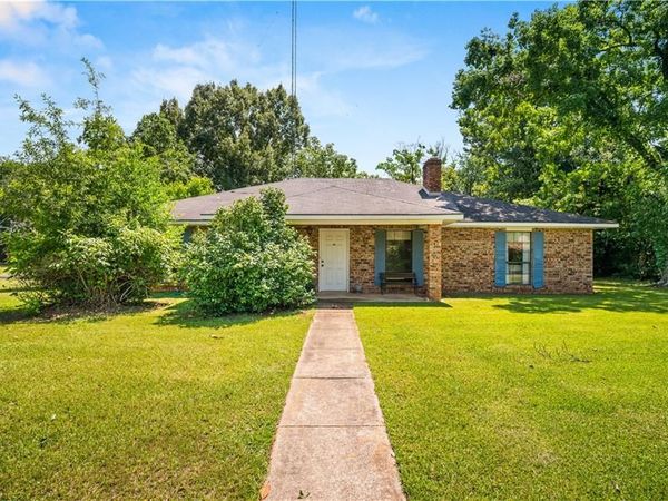 4801 WHITECHAPEL Boulevard, Alexandria, LA 71303